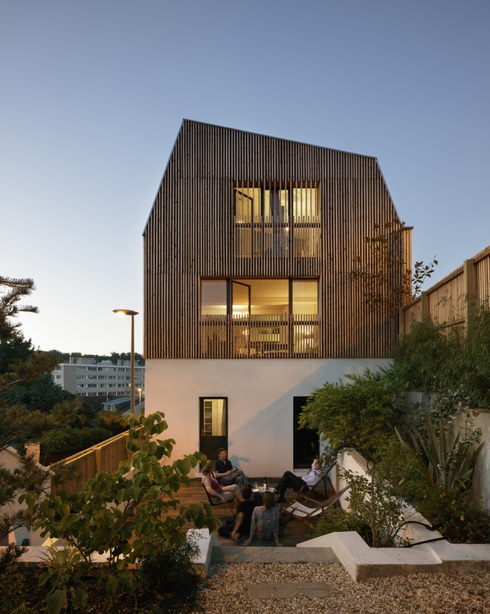 Extension en bois et restructuration d'une maison